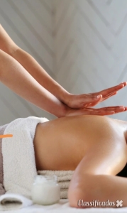 Massagista Diplomada em Massagens Orientais