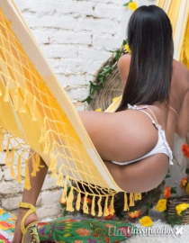 De férias GATA morenaça DO BOM PECADO ??