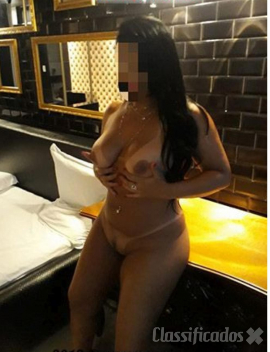 Paula jovem 19 anos  body body 24 h Domingo trabalho