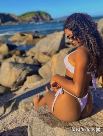 Laura namoradinha