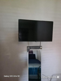 962008171 ALUGO QUARTOS   disponíveis  24 horas