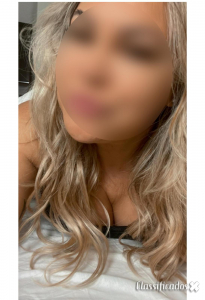 MULHER MADURA GRELINHO DE MEL SAFADA INSACIAVEL
