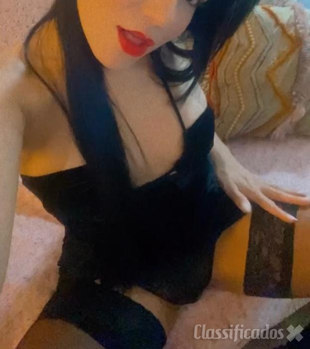 Bruninha ! Garganta profunda e sentada gostosa