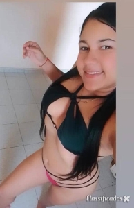 linda latina de luxo