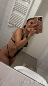 MULATA BOMBOM