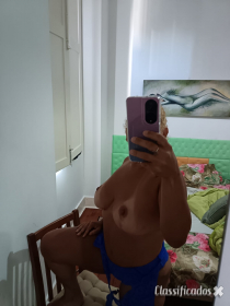 Loira  bi novidade Évora atendo casais.