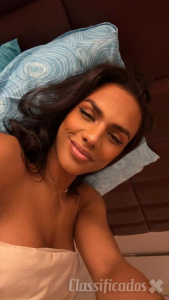 NOVINHA MULATA SAFADA E LOUCA POR SEXO