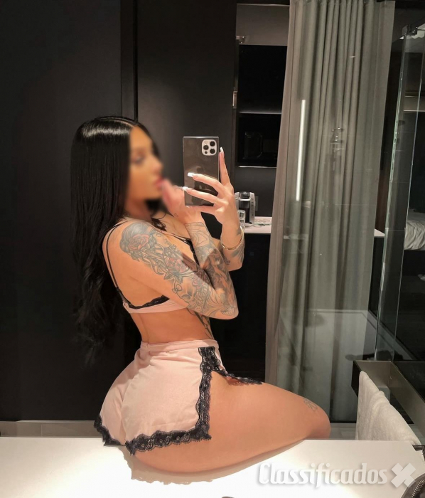 Morena mulherão e carinhosa