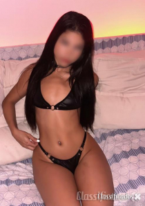 Baixinha a princesinha da putaria  em Braganca