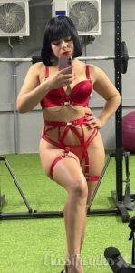 Cleó NINFETA e safada