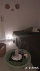 Espaço discreto para massagistas