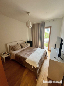 Quarto de luxo com piscina no Porto (para independentes)