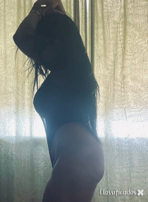 Somos duas  mulheres que te daremos muita tesão