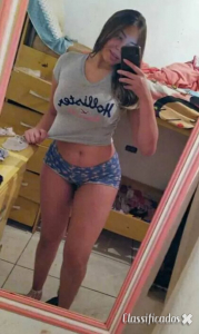 Menina  de nivel tua melhor escolha
