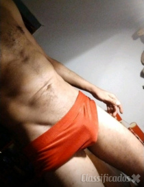 Dois gajos pronto pra satisfazer bons momentos