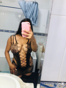 Morena brasileira novinha 24 anos novidade em Braga