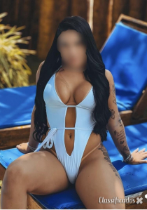 Massagem, convívio estilo namoradinha e muitos bjs na boca