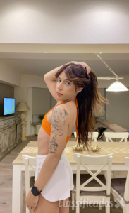 Mikaela trans versátil ativa último dia Lisboa