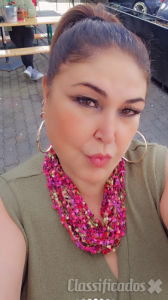 Andreia deliciosa 50tona mamalhuda mulher experiente