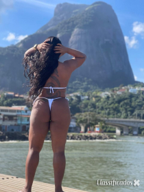 Africana um furacão na cama  completinha