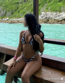 Morena estilo namoradinha