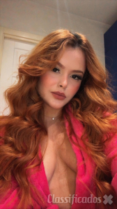 Uma linda ruiva